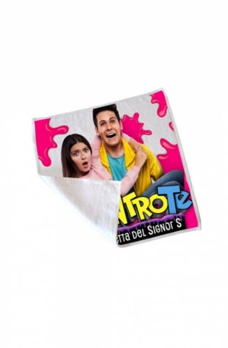 Asciugamano in Spugna Personalizzato con Foto 30x30 cm – Stampa Full Color per Scuola, Asilo e Sport