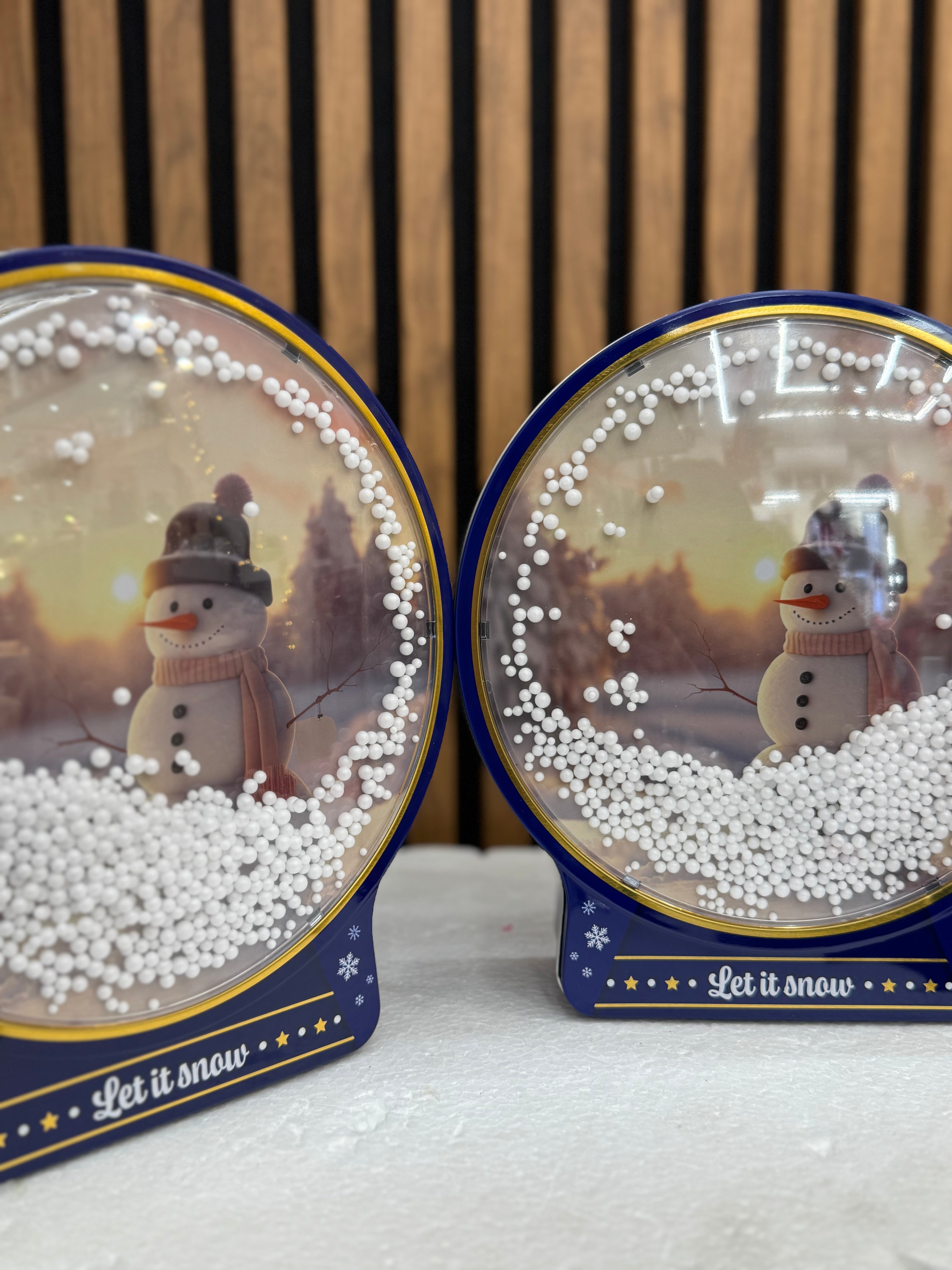 Latta Natalizia con Neve e Pupazzo di Neve